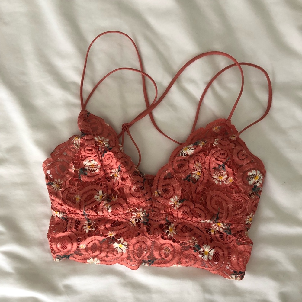 PINK lace flowered bralette in a size small